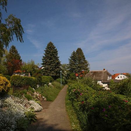 Ferienhaus Südblick am Yachthafen Breege Exterior foto