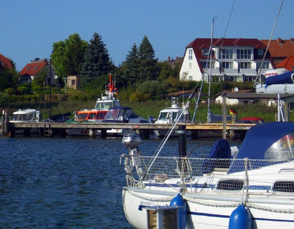 Ferienhaus Südblick am Yachthafen Breege Exterior foto